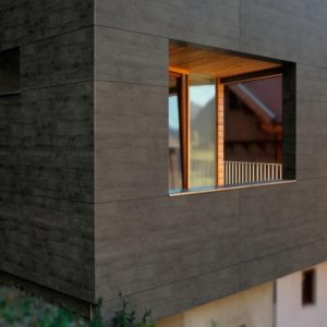 Lire la suite à propos de l’article Nettoyage et Maintenance de vos Panneaux Trespa